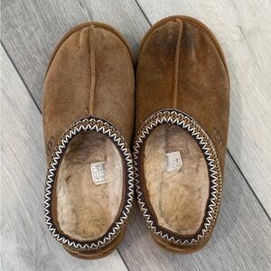 UGG Tasman Women's Tan Suede Slippers size 9